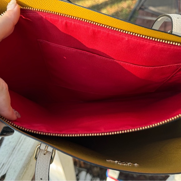 COACH Disney x Keith Haring Mollie Tote - Picture 7 of 8